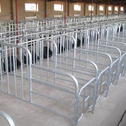 潍坊哪里有卖得好的不锈钢猪槽 新疆自动化养猪设备厂家